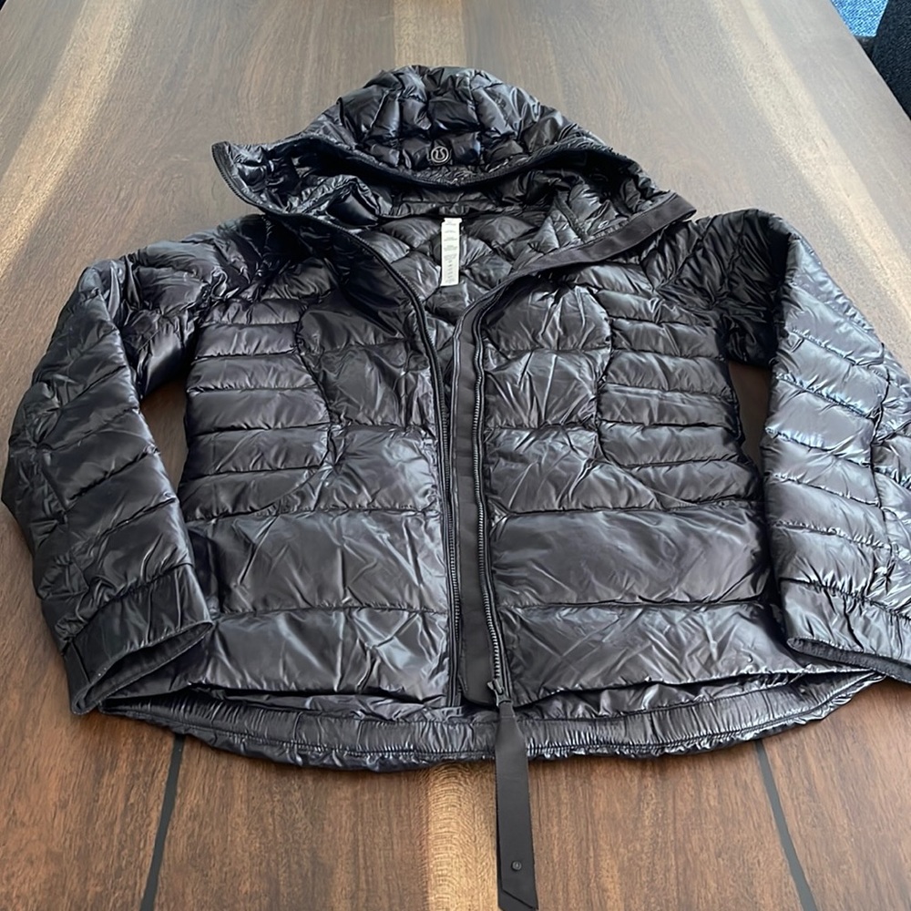 Lululemon Black Puffer Coat SZ6